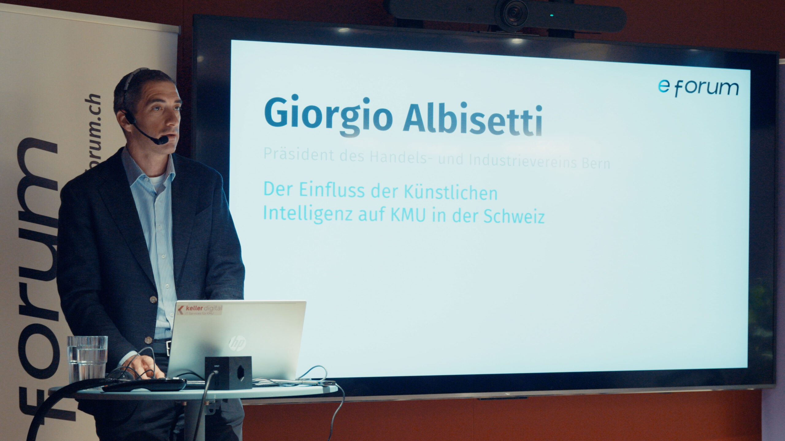 Giorgio Albisetti hält seinen Vortrag
